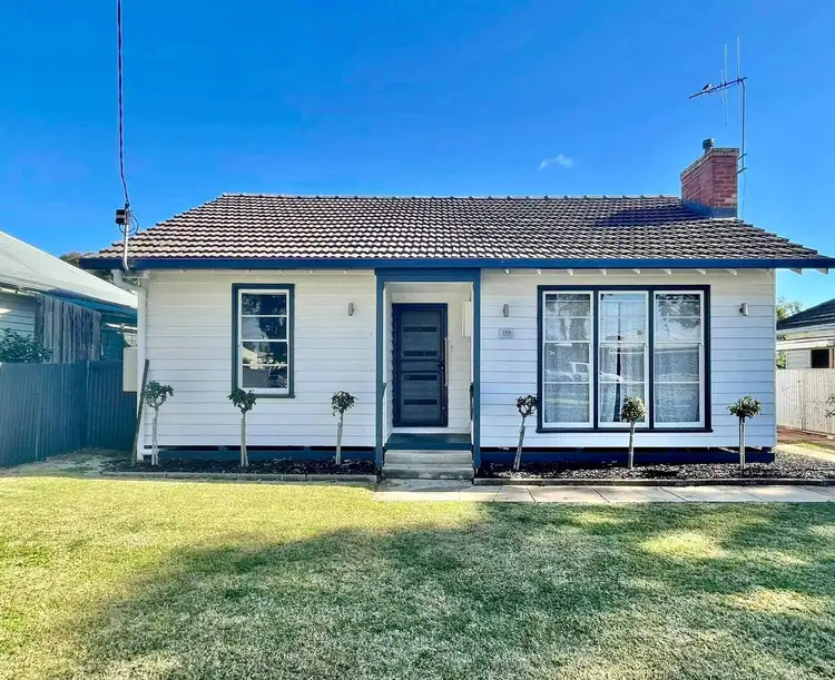 158 Stradbroke Avenue