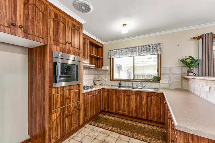 Second view of Homely house listing, 7 Sherbrook Close, Mount Gambier SA 5290