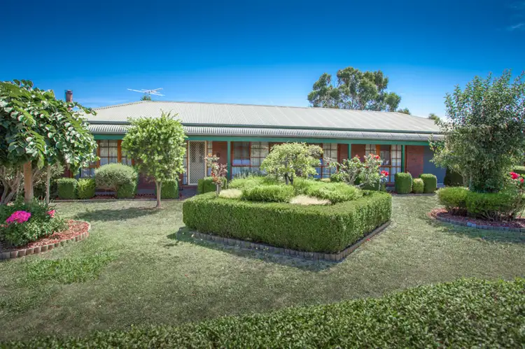 47 Coleraine Drive, Romsey VIC 3434