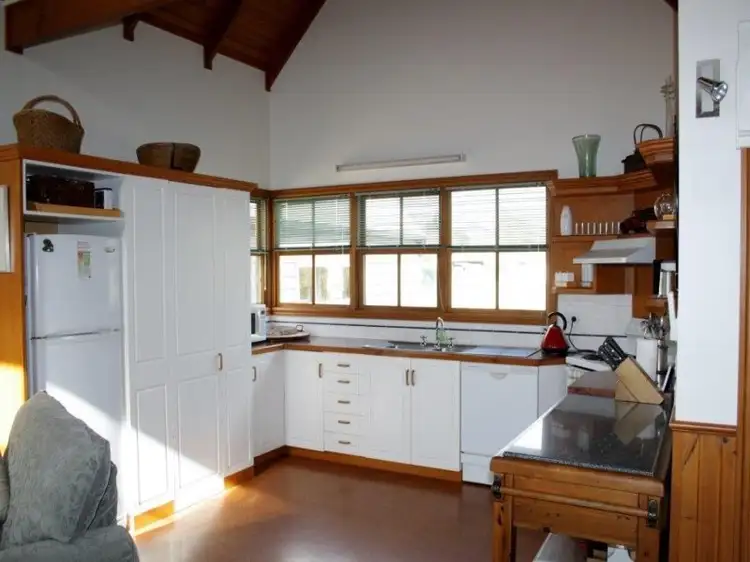Sixth view of Homely house listing, 20-22 Logan Street, Mansfield VIC 3722