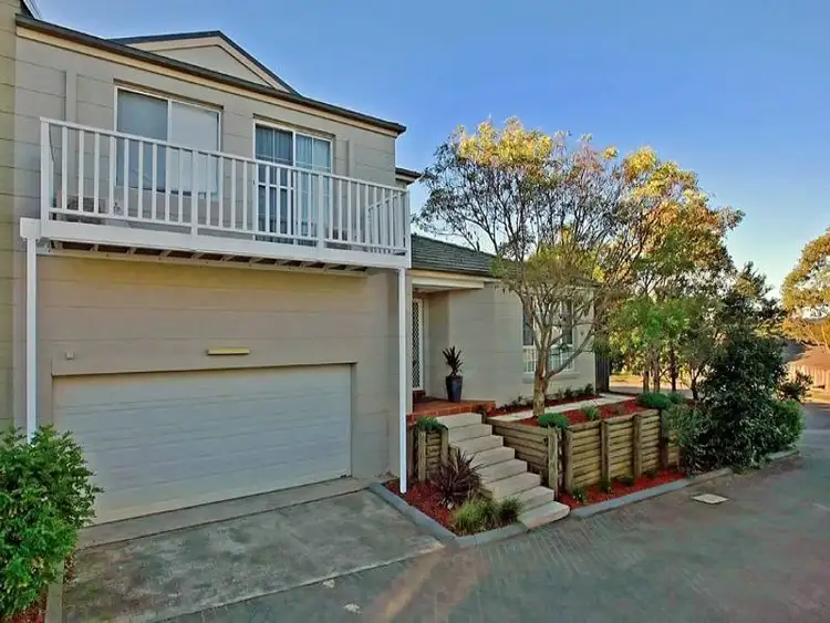 1/16 Wyldwood Crescent, Baulkham Hills NSW 2153