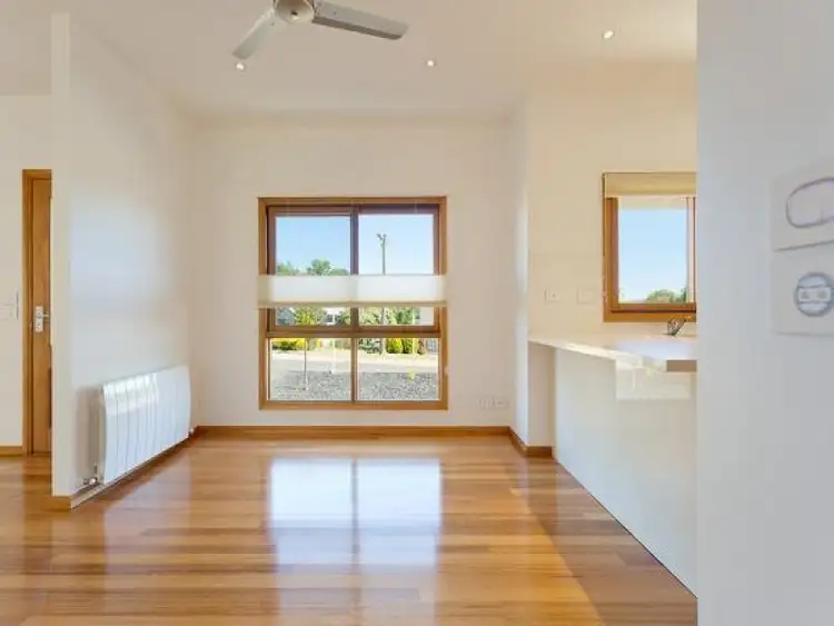 Sixth view of Homely house listing, 2/2 Murphy Street, Castlemaine VIC 3450