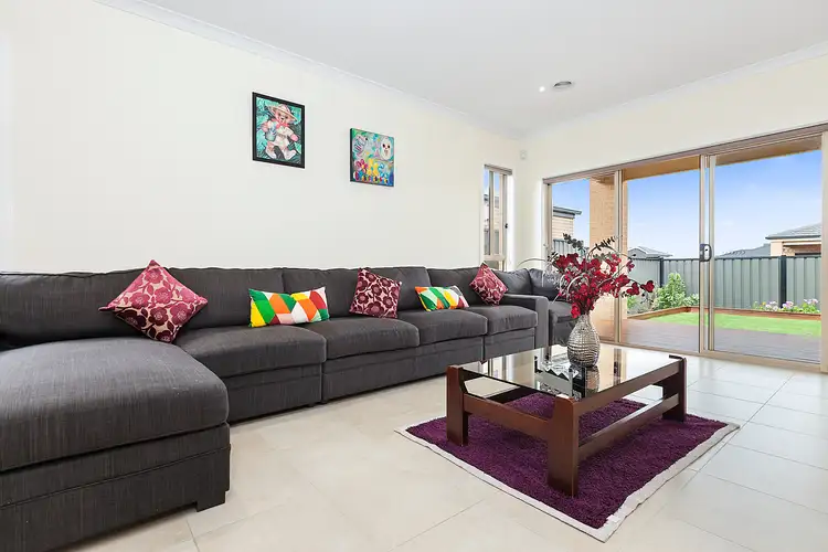 Fifth view of Homely house listing, 12 Shamrock Way, Truganina VIC 3029