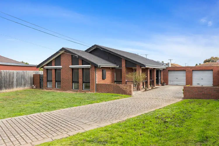 16 Topaz Avenue, Wyndham Vale VIC 3024
