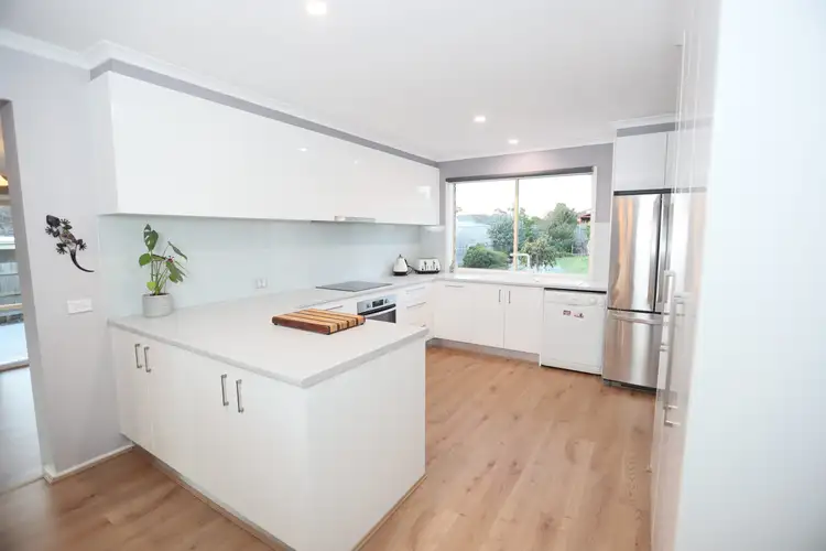 Fifth view of Homely house listing, 18 Emary Court, Yarra Glen VIC 3775
