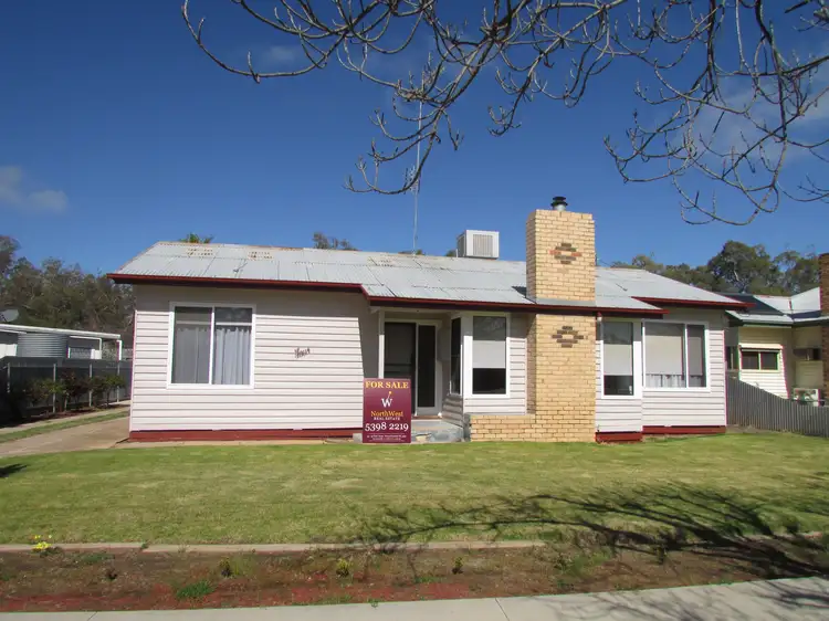 4 Kokoda Avenue, Warracknabeal VIC 3393