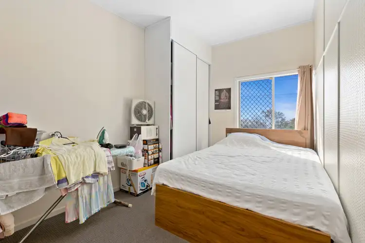 Seventh view of Homely unit listing, 3/90 Farnborough Road, Meikleville Hill QLD 4703