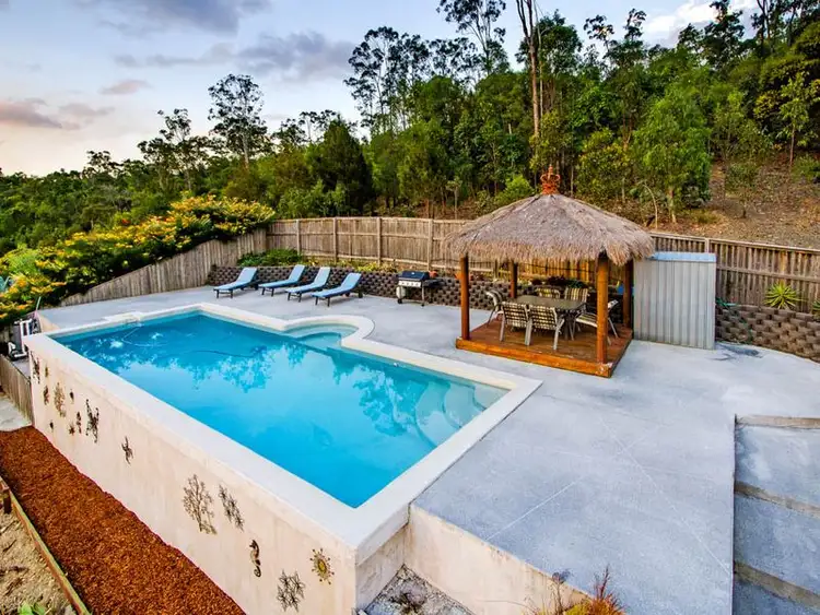 17 Sangster Crescent, Pacific Pines QLD 4211