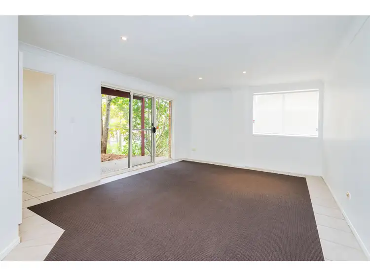 Seventh view of Homely house listing, 8 Nauru, Pacific Pines QLD 4211