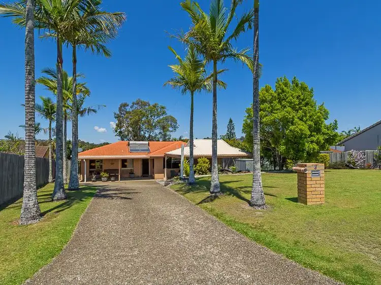 3 Dearne Place, Carrara QLD 4211