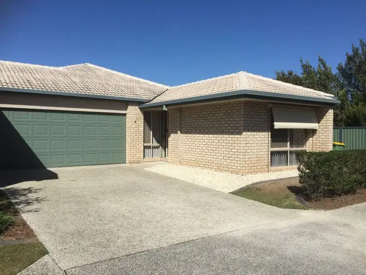 4/1 Archipelago Street, Pacific Pines QLD 4211