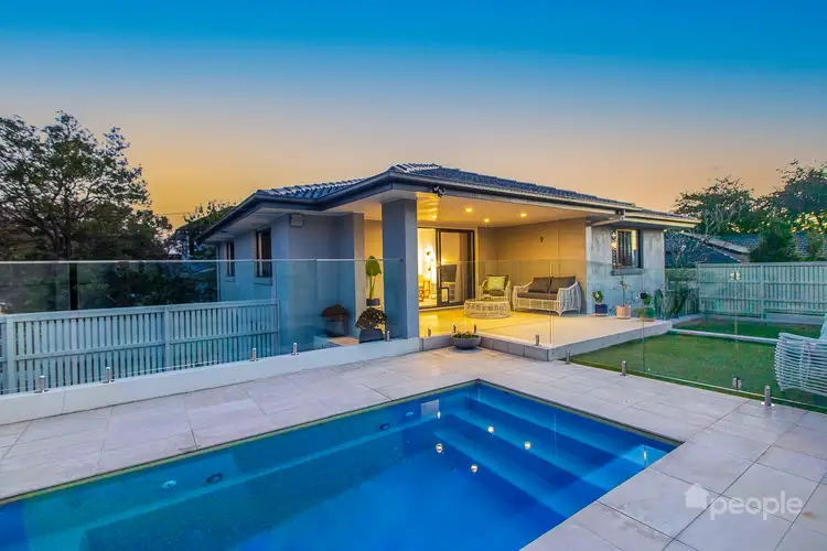 1 Trundle Street, Coorparoo QLD 4151