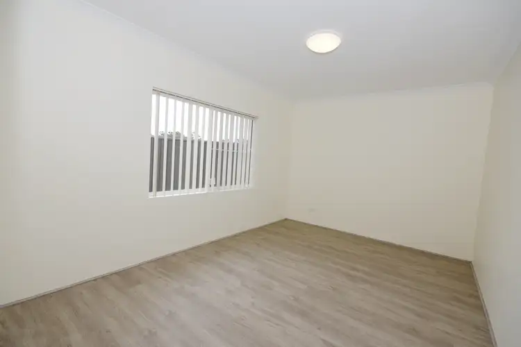 Fifth view of Homely house listing, 73 Mannikin Way, Maddington WA 6109