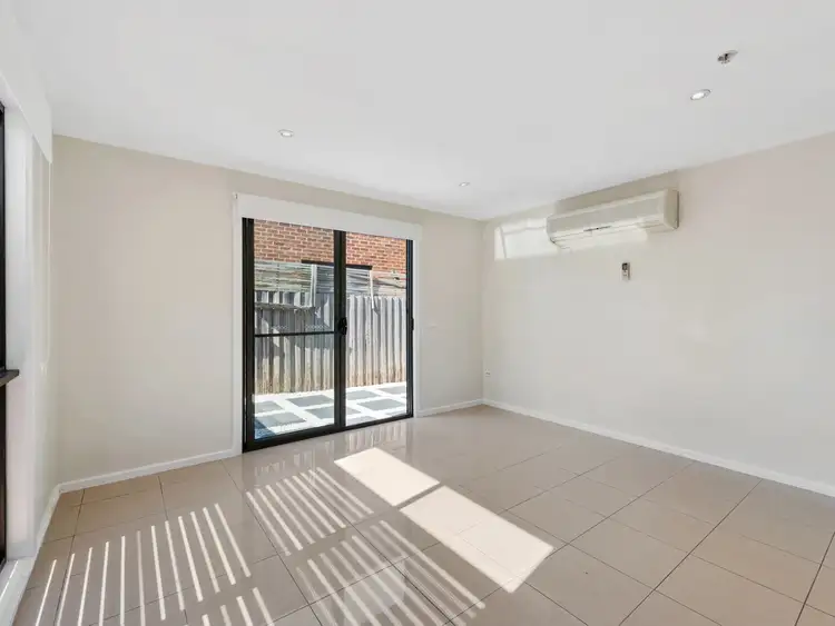 Sixth view of Homely apartment listing, 11/1554-1556 Dandenong Road, Huntingdale VIC 3166