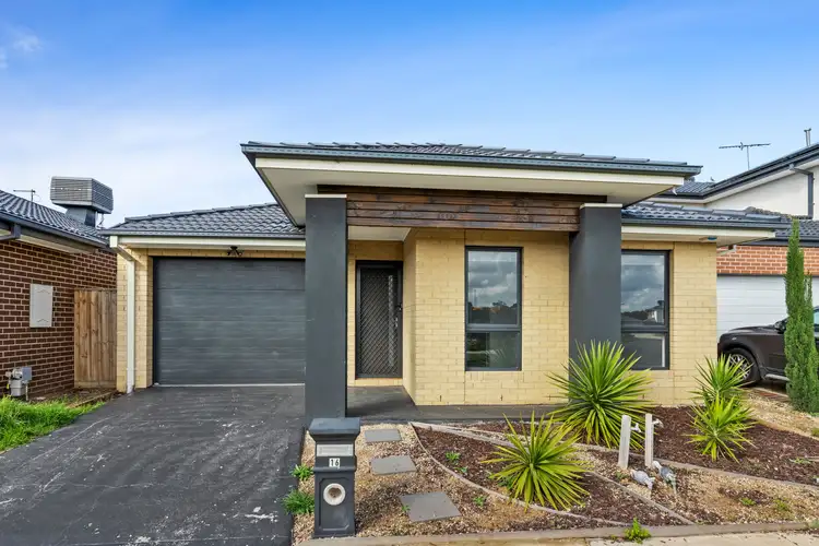 16 Gershwin Crescent, Point Cook VIC 3030