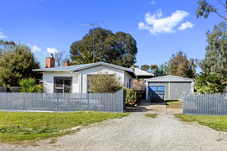 10 NAPIER STREET, Inverleigh VIC 3321