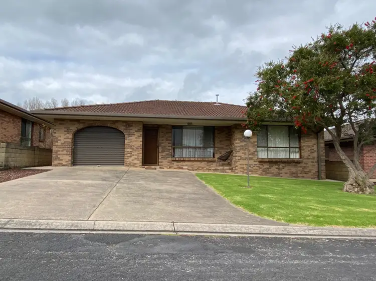 Main view of Homely unit listing, 2 / 4 Coolabah Street, Mount Gambier SA 5290