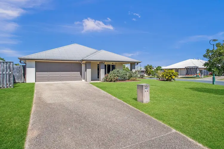 Second view of Homely semi-detached listing, 1/31-33 Miami Terrace, Blacks Beach QLD 4740