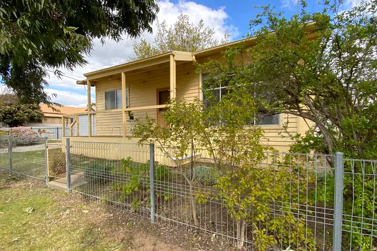 16 Taylor Street, Maryborough VIC 3465
