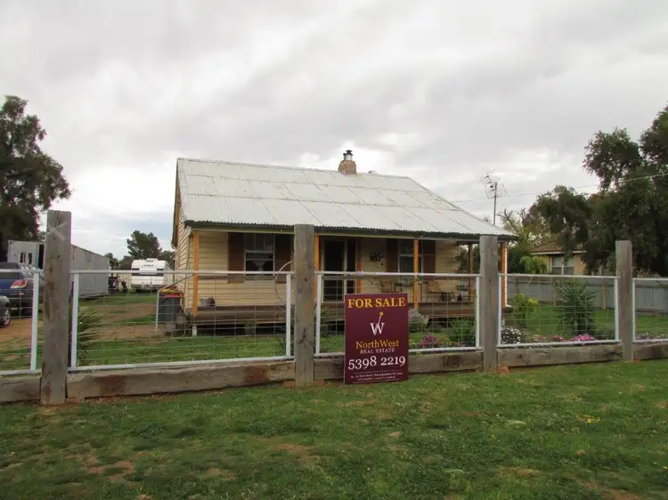 11 High Street, Watchem VIC 3482