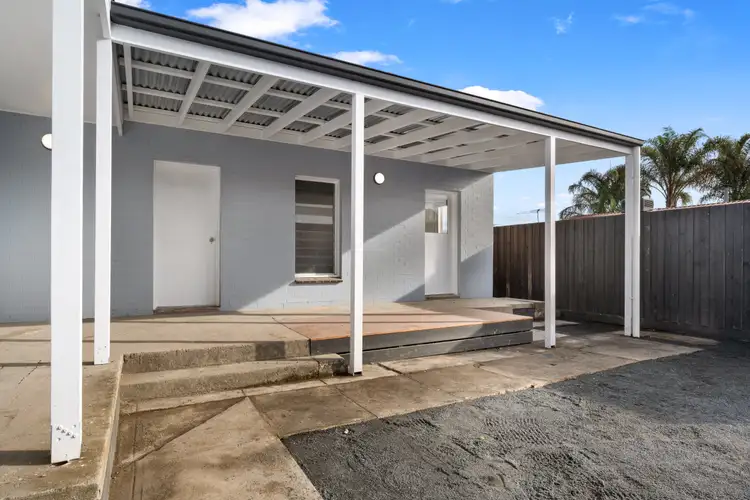 Third view of Homely semi-detached listing, 74 LAWRENCE STREET, Wodonga VIC 3690