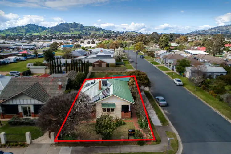 Second view of Homely house listing, 8 Havelock Street, Wodonga VIC 3690