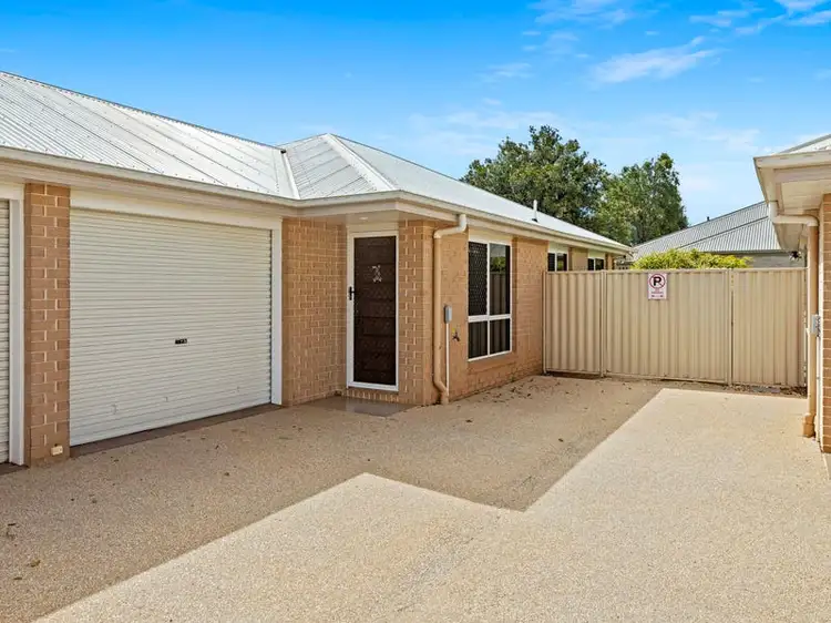 Unit 2/3 Phyllis Street, Harristown QLD 4350