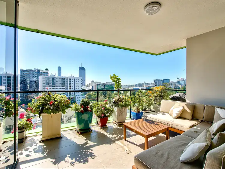 1085/9 Edmondstone Street, South Brisbane QLD 4101