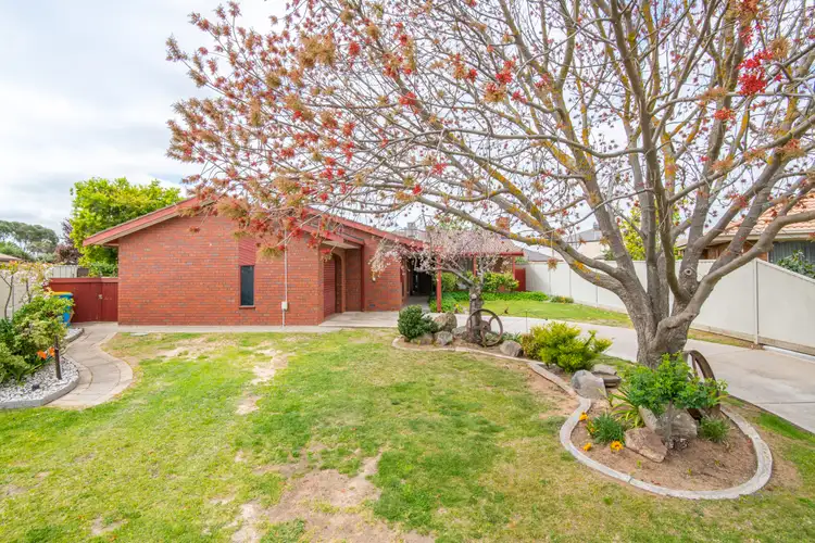 Second view of Homely house listing, 4 Rowena Court, Shepparton VIC 3630