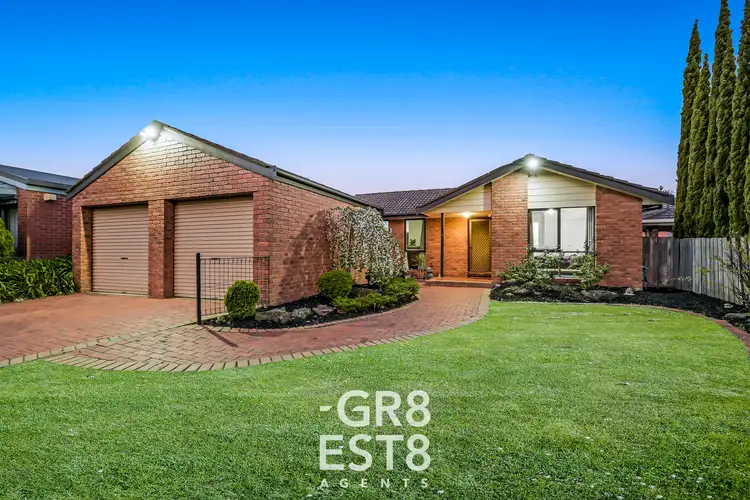 8 Argyle Court, Berwick VIC 3806