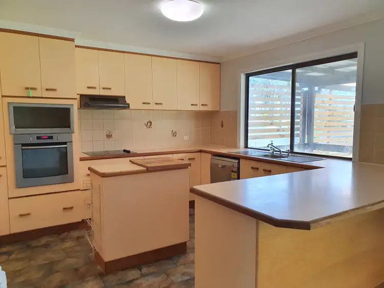 Fifth view of Homely house listing, 8 FERN STREET, Blackbutt QLD 4314