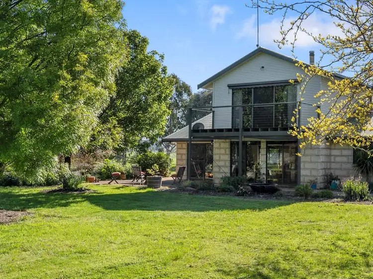 779 Long Lane, Mansfield VIC 3722