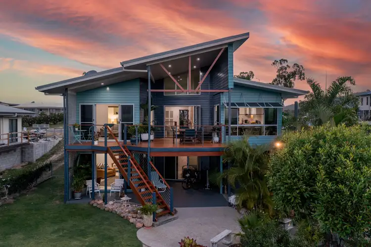 33 Blackcurrant Drive, Hideaway Bay QLD 4800