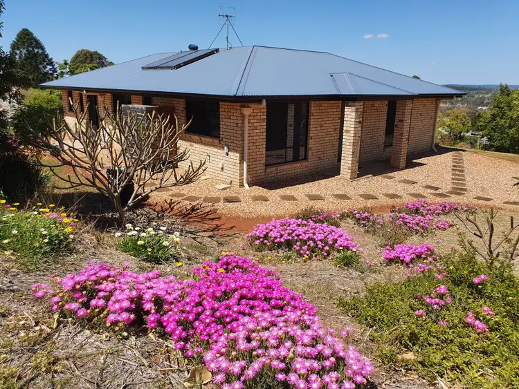 10 Rosalie Drive, Yarraman QLD 4614