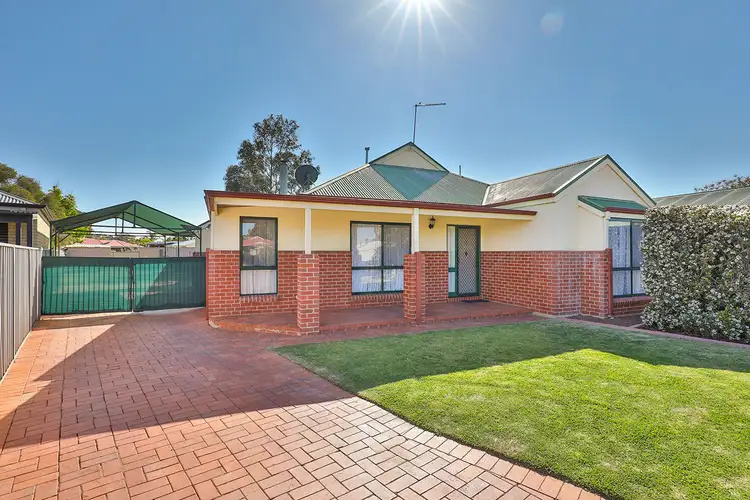 Fifth view of Homely house listing, 10 Andamifi Court, Mildura VIC 3500