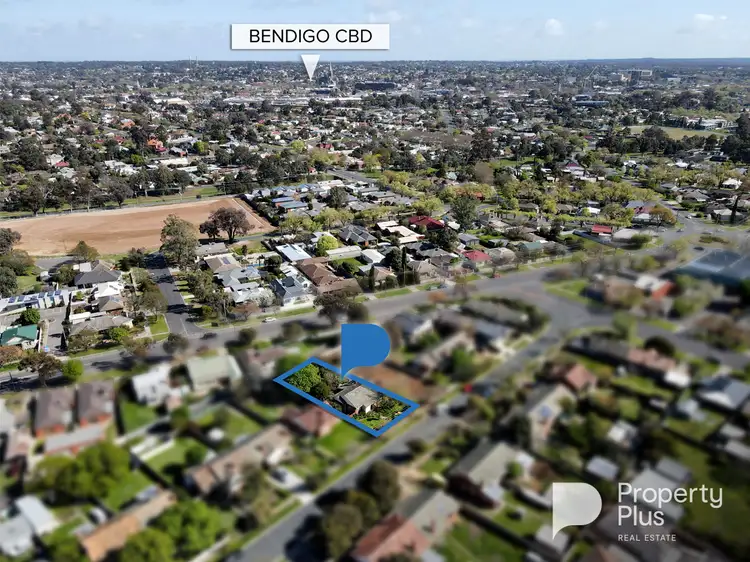 9 Churchill Avenue, Flora Hill VIC 3550