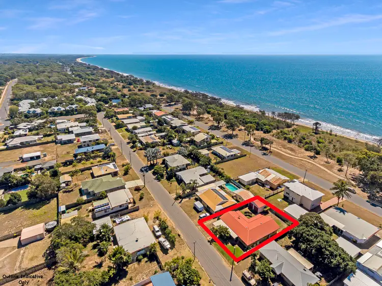 10 Palm Court, Moore Park Beach QLD 4670
