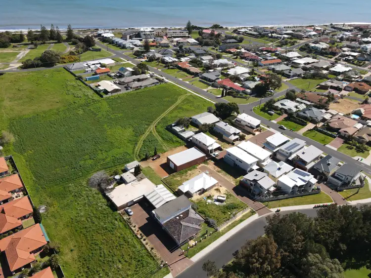 11/17 Hayward Street, South Bunbury WA 6230