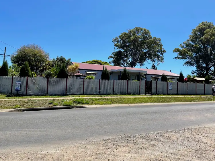 1 HIGHLAND STREET, Russell Island QLD 4184