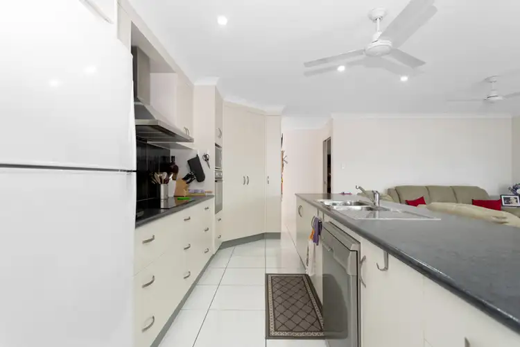 Fifth view of Homely house listing, 3 Kingslea Court, Ooralea QLD 4740