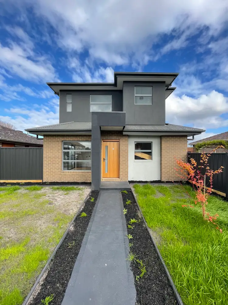 1/5 Florence Street, Coburg VIC 3058