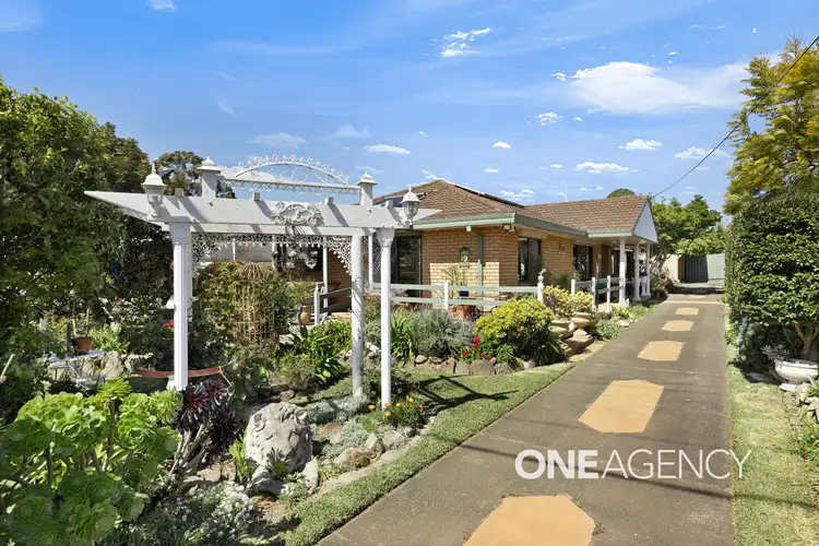 2 Dudley Avenue, Nowra NSW 2541