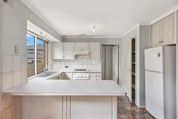 Fifth view of Homely house listing, 16 Broadwalk Grove, Endeavour Hills VIC 3802