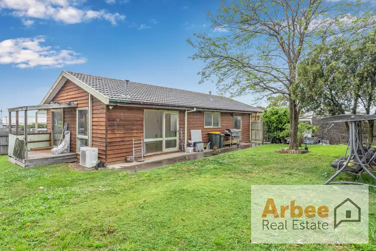 12 Nathan Drive, Darley VIC 3340