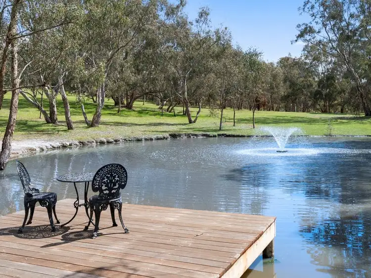 25 Old Dry Creek Road, Bonnie Doon VIC 3720