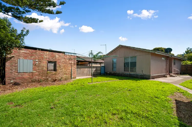 Fourth view of Homely house listing, 4 Elston Court, Sale VIC 3850