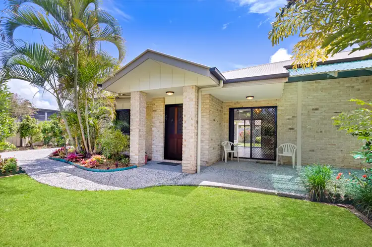 2/17 Traill Crescent, Currimundi QLD 4551