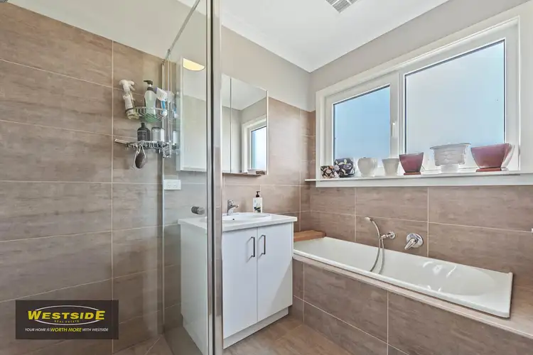 Sixth view of Homely unit listing, 2/23 Pennell Avenue, St Albans VIC 3021