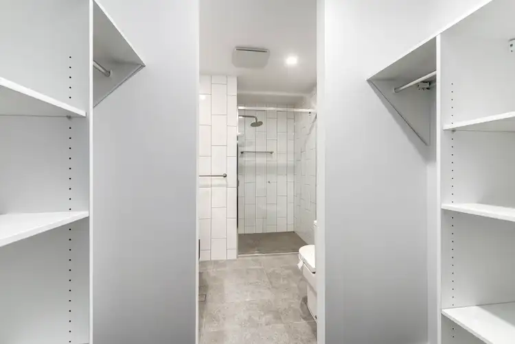 Fifth view of Homely apartment listing, 305/27 Ekibin Road, Annerley QLD 4103