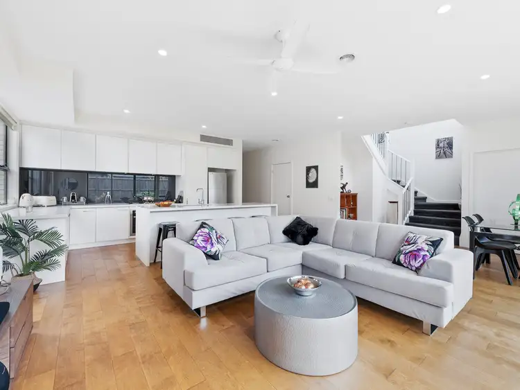 Second view of Homely house listing, 9 Poa Court, Keysborough VIC 3173